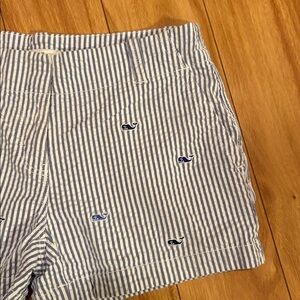 Vineyard Vines striped embroidered whale logo shorts, pockets, belt loops. Sz 4.
